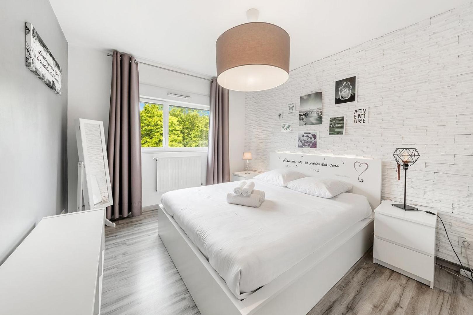 Apartment Le Prevert, T3 Avec Terrasse Et Parking Rennes