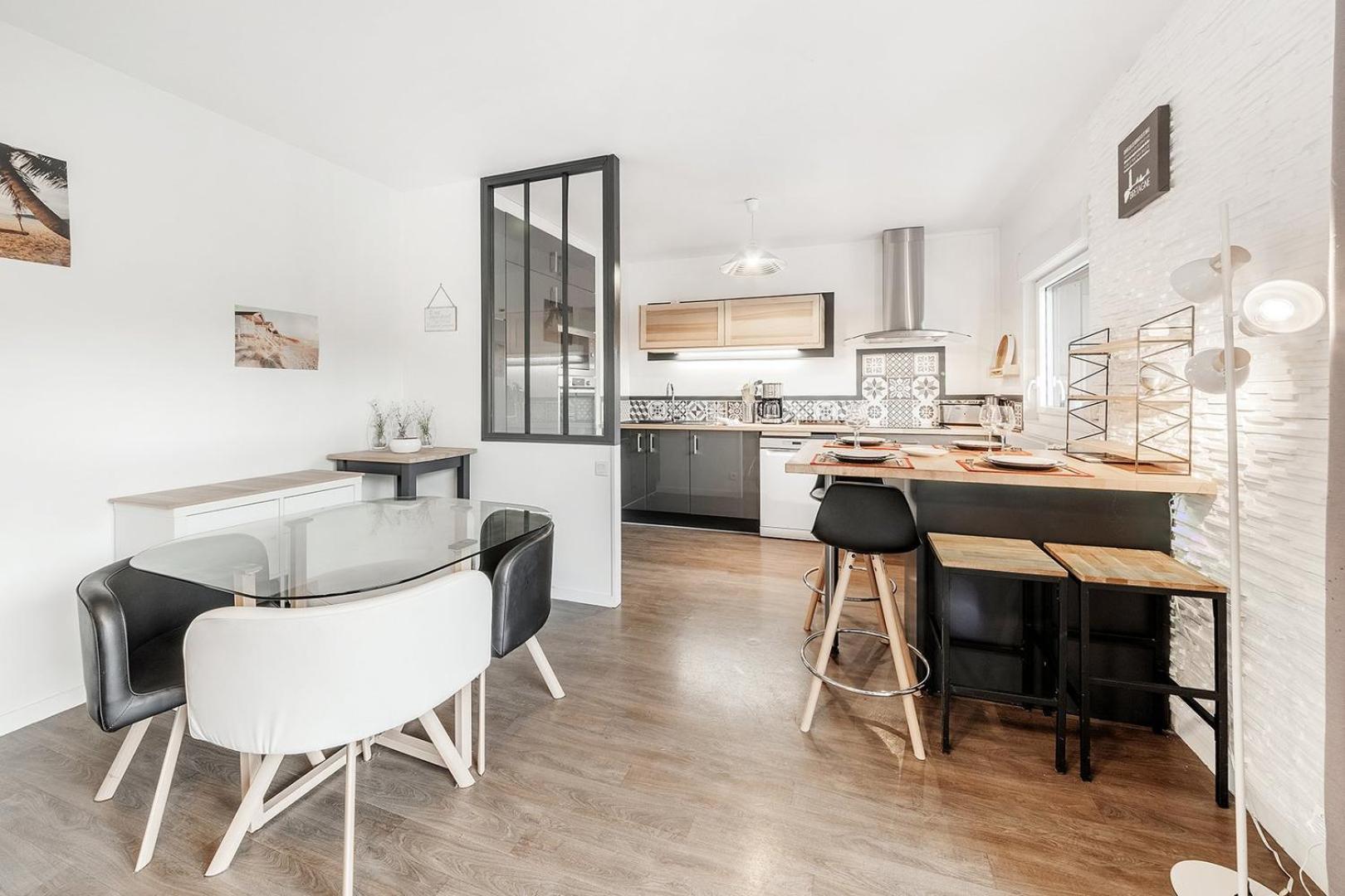 Apartment Le Prevert, T3 Avec Terrasse Et Parking *
